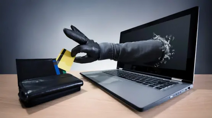 هندسة بشرية لا رقمية: كيف أصبحت “الهندسة الاجتماعية” سلاحاً رقمياً خطيراً؟